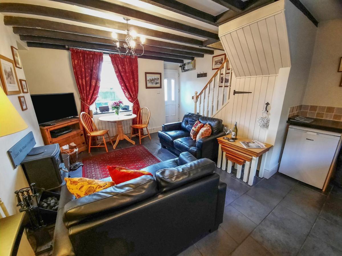 Bwthyn Ger Afon Riverplace Cottage 布莱奈费斯蒂尼奥格 外观 照片